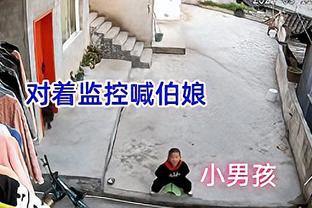 Chu Phương Vũ sân khách Vlog: Đến Tứ Xuyên sân bóng nữ chủ tịch Cảnh Khiết đích thân nghênh đón nhiệt tình ôm ấp